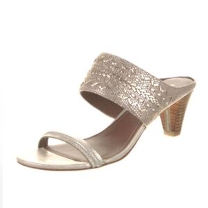 Donald J. Pliner Viv Gold Woven Embossed Leather Heeled Sandals Size 10